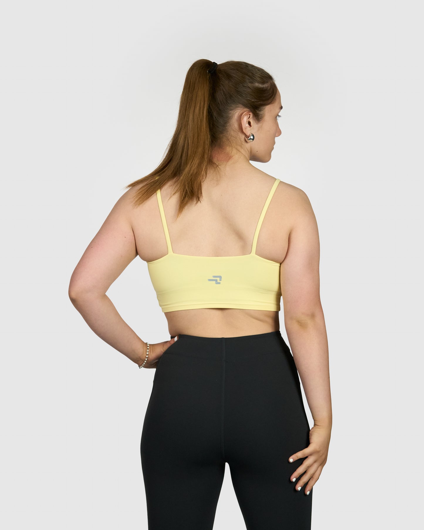 Peto Deportivo Night - Amarillo
