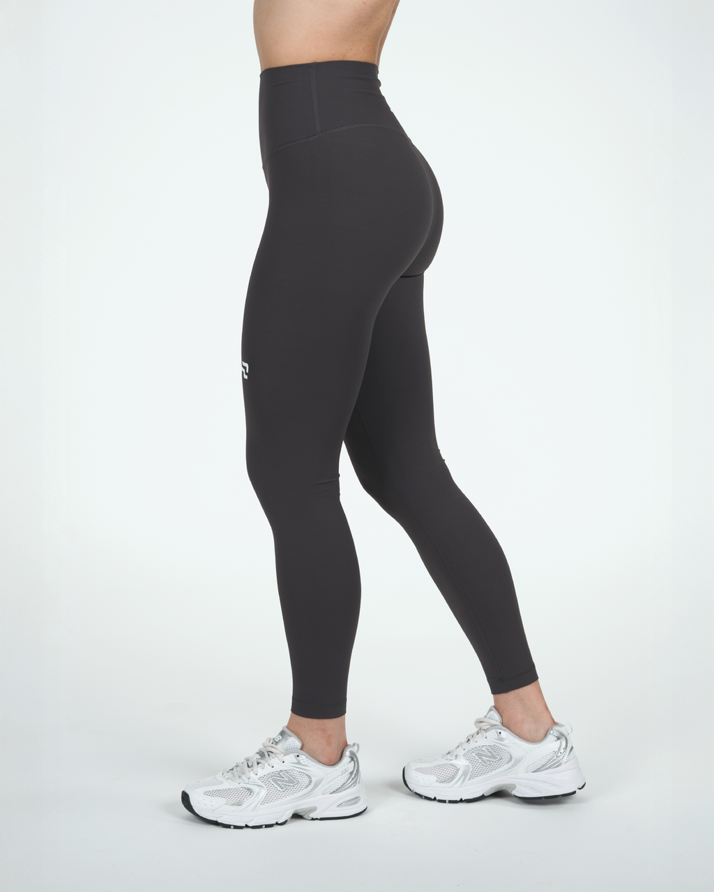 Calza Night - 7/8 Bolsillo En Pretina - Grafito