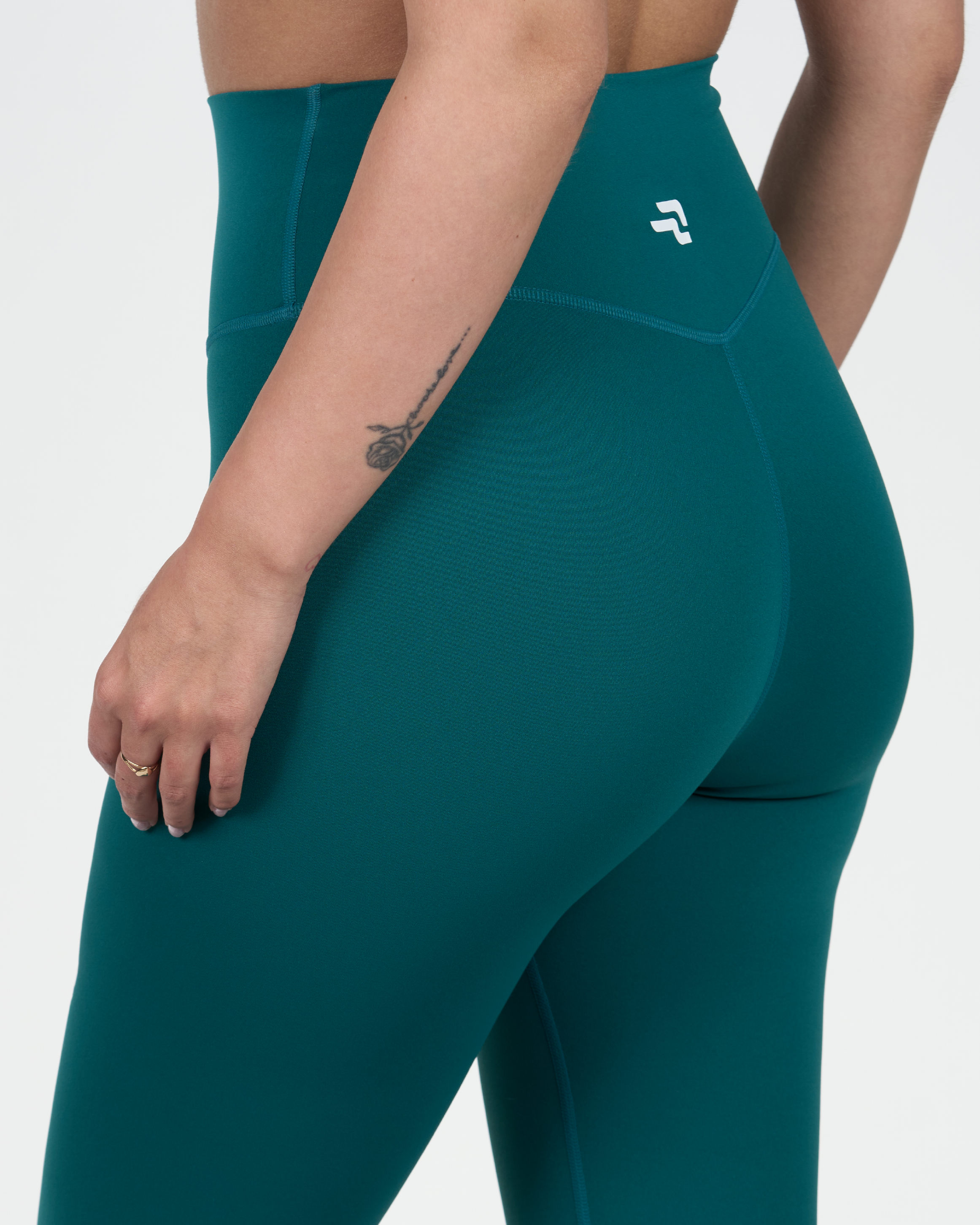 Calza Night - 7/8 Bolsillo En Pretina - Verde